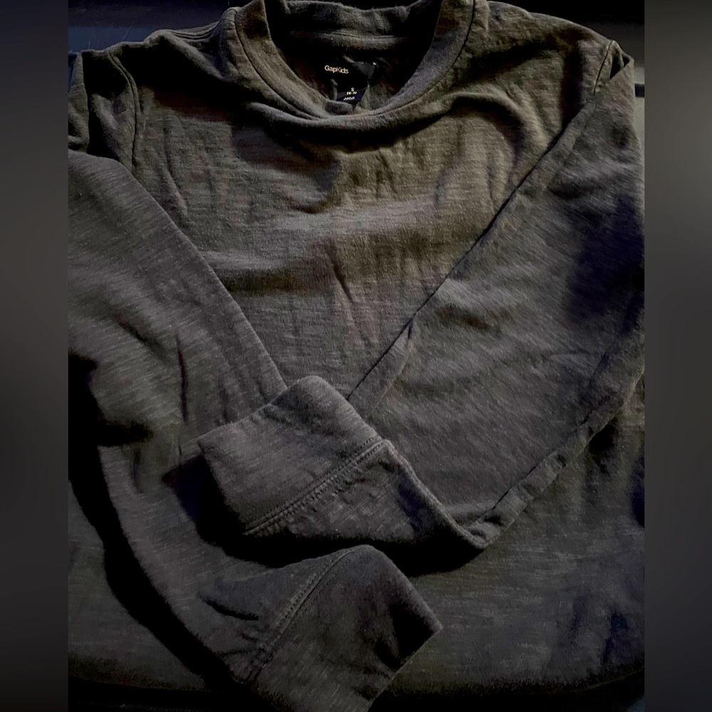 GAP Kids Boy’s long sleeve shirt- Size: Small, Navy